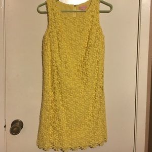 Classic Lilly Pulitzer daisy lace shift dress: 2