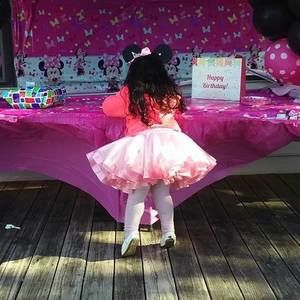 Meet your Posher, Mireya