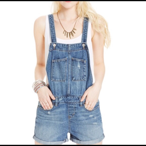Levi short overalls