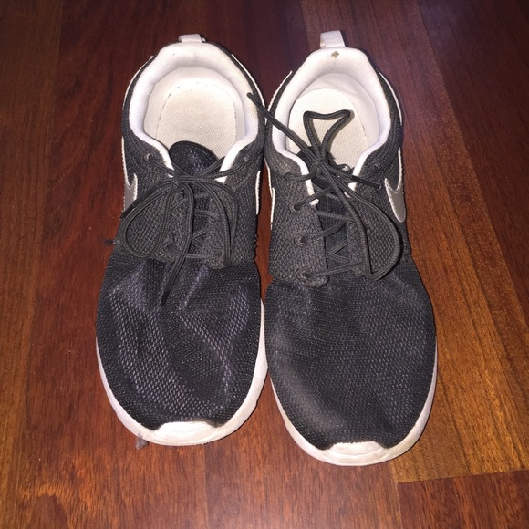 Nike Roshes