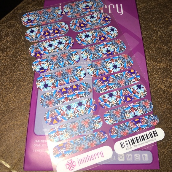 Jamberry Nail Wrap - Zenna Henna (matte finish)