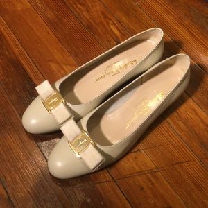 Ferragamo Vara Bow Tie Kitten Heels