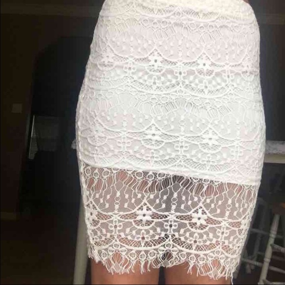 Lace pencil skirt