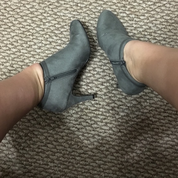 Grey ankle booties!