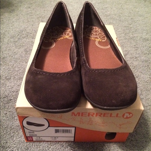 Size 8 Merrell Suede Flats