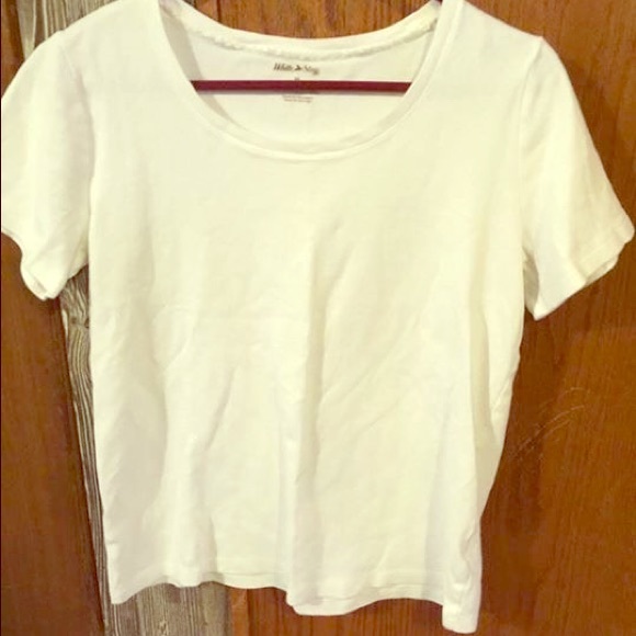 T shirt white