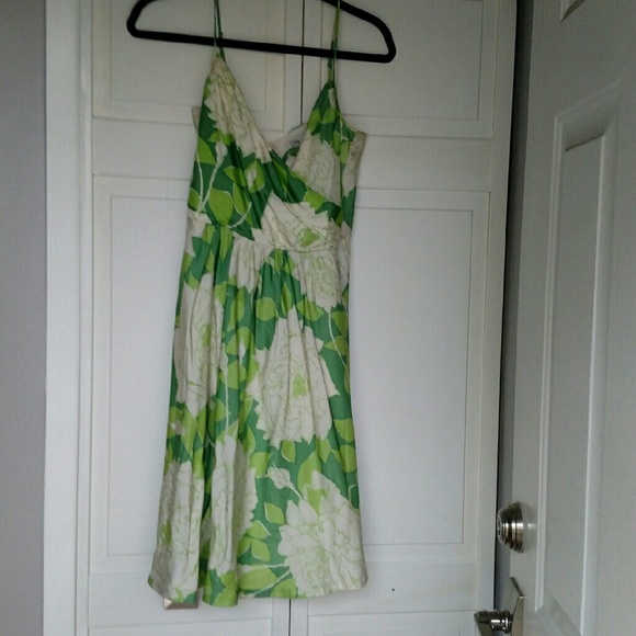 Trina Turk 100% Silk Wrap top dress