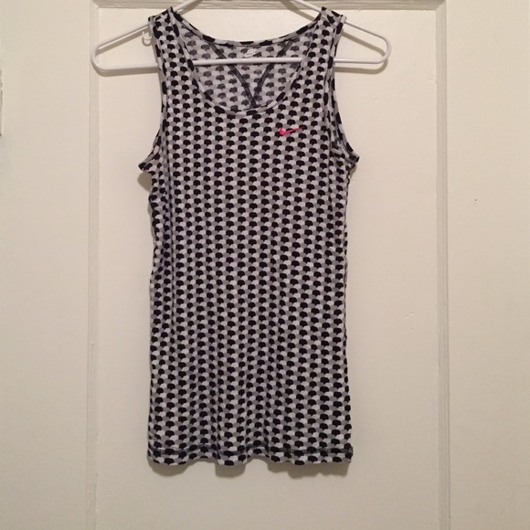 Nike patterned tank top