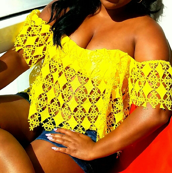 BEYONCE'S LEMONADE LACE TOP! NWOT!