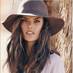 Floppy Black Hat from Paris 🌟