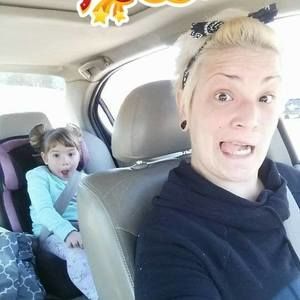 Meet your Posher, Carly