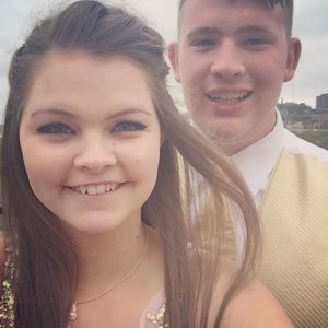 Meet your Posher, Casey