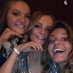 Meet your Posher, Sidney