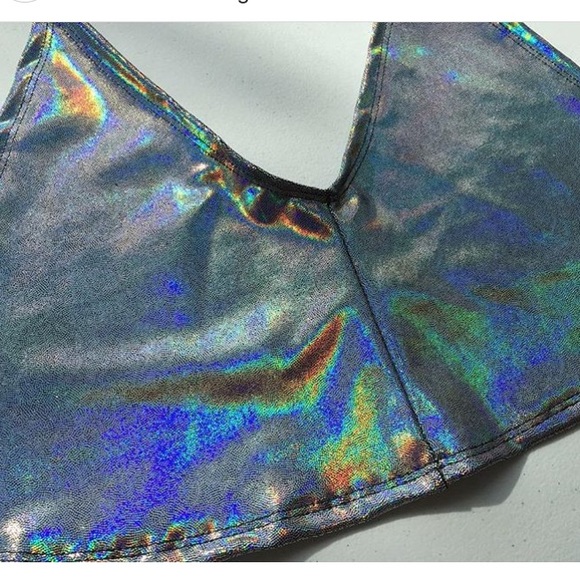 Dark Dreamscape halter top - Picture 2 of 3
