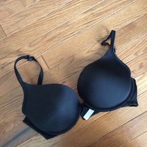 Cacique black bra