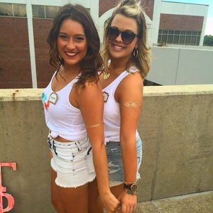 Meet your Posher, Raquel