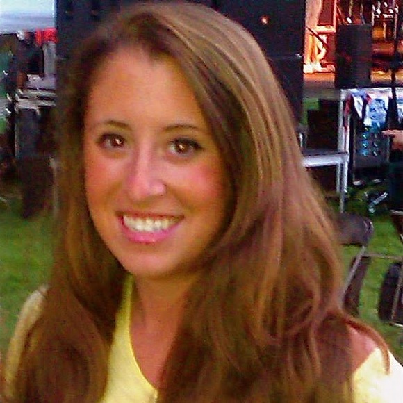 Meet your Posher, Kelly