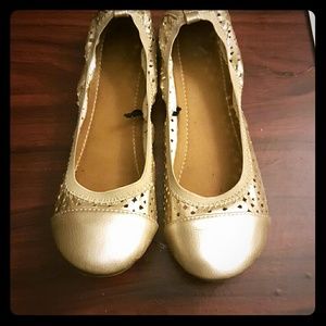 Gold New York & company flats