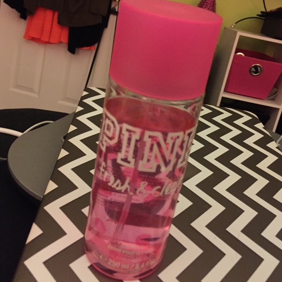 Fresh and clean body spray