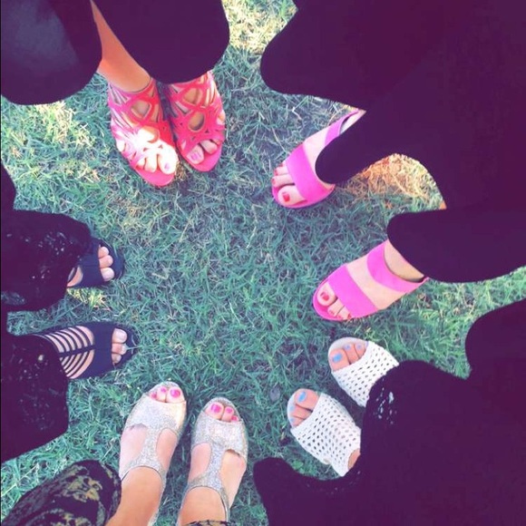 Meet your Posher, Abi