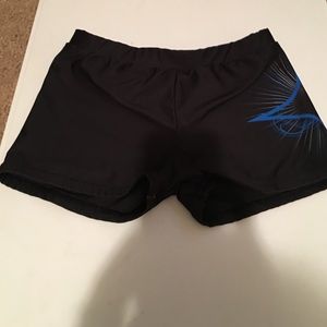Athletic shorts spandex