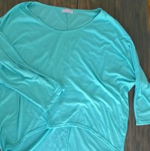 Teal tunic like LuLaRoe Irma