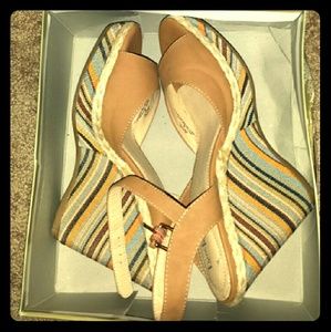Size 8.5 womens wedges