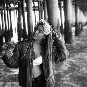 Meet your Posher, Adjah