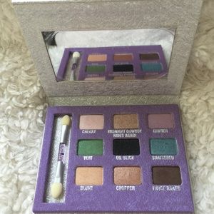 💁🏼 Urban Decay Eyeshadow Palette 💞