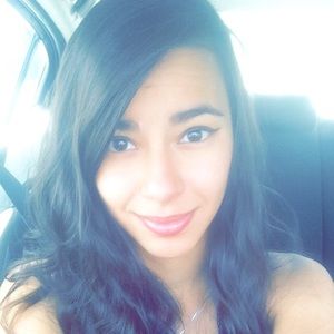 Meet your Posher, Ari