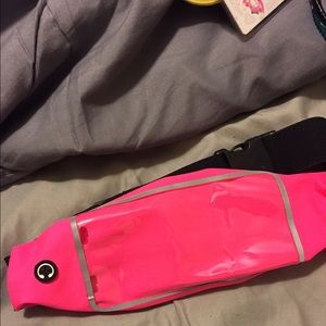 iPhone 6 6s fanny pack🙋🏽