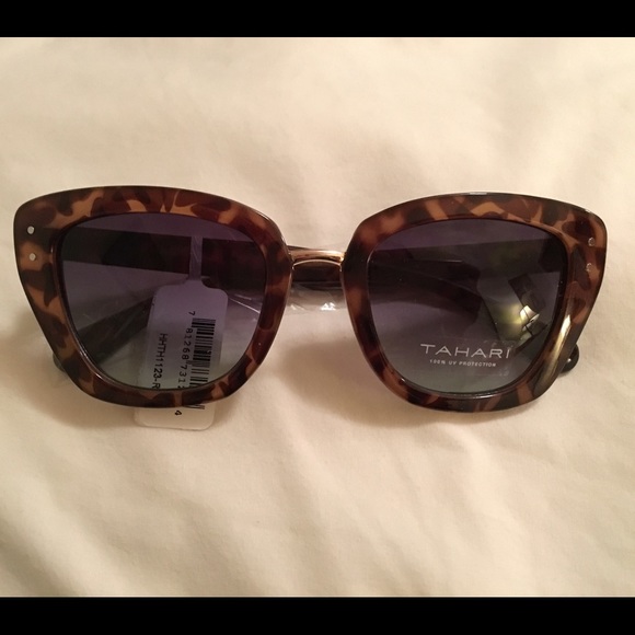SOLD | TAHARI Sunglasses in Tortoise TH615