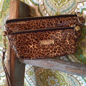 ALEGRIA Amie wristlet in African Leopard patent