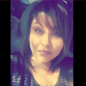 Meet your Posher, Roxy