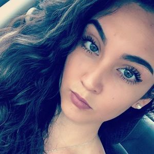 Meet your Posher, Dani