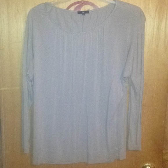 Gap long sleeve