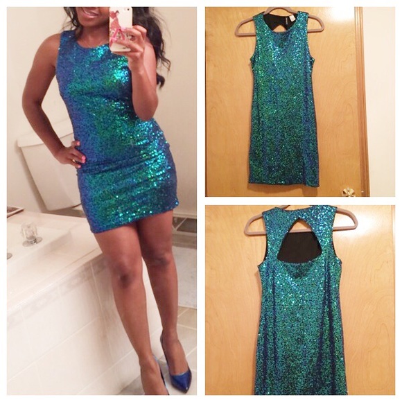 Reduced 🤑 H&M Divided Party Dress Size 6 Runs S