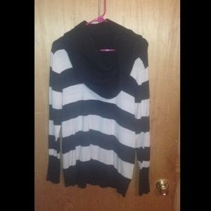 New York and company sweater