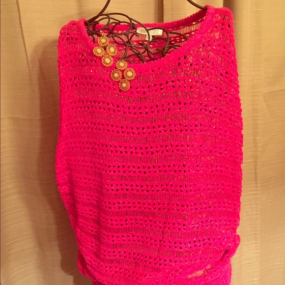 Jennifer Lopez Summer Sweater