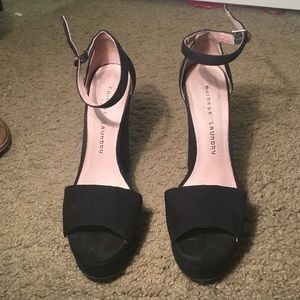 Chinese Laundry Black platform heels