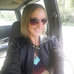 Meet your Posher, Stacey