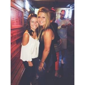 Meet your Posher, Leah