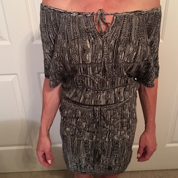 Super cute winter dress or swim cover up.