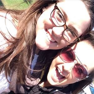 Meet your Posher, Carrie