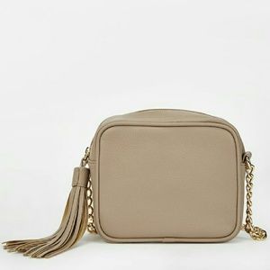 Leather shoulder bag