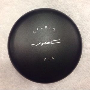 MAC C4 Studio Fix