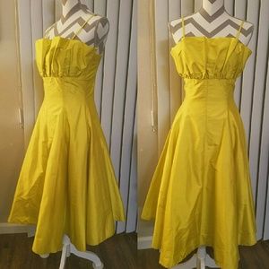 *sold*Beautiful 'seashell cup' party dress