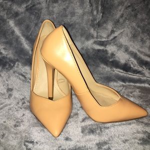 Zara tan pumps!