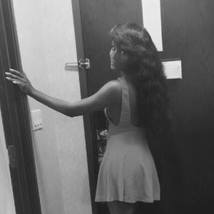 Meet your Posher, Naya