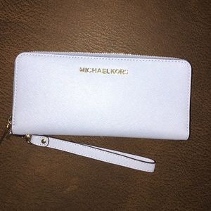 Michael Kors wallet/wristlet